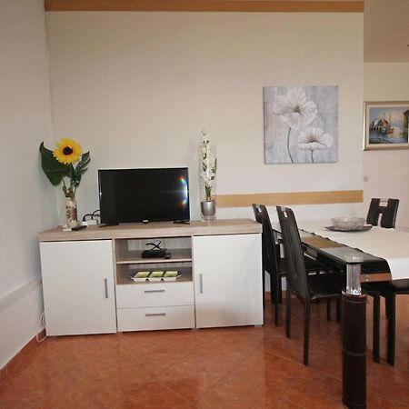 Family Apartment Mirela Borik Zadar Eksteriør billede